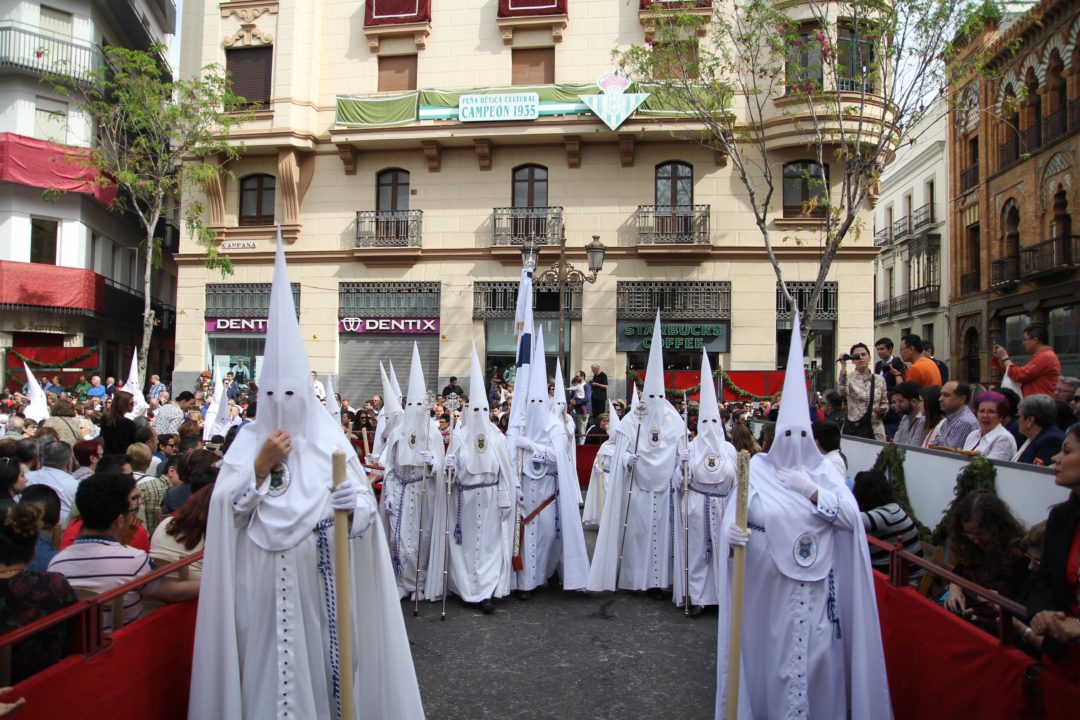 Cortejo - hermandaddelaresurreccion.com