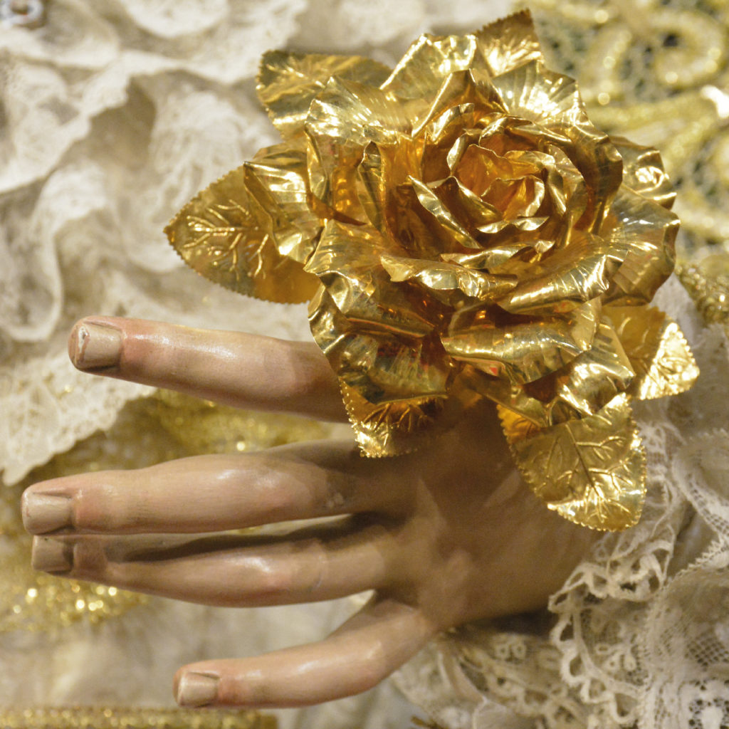 besamanos Aurora 2019