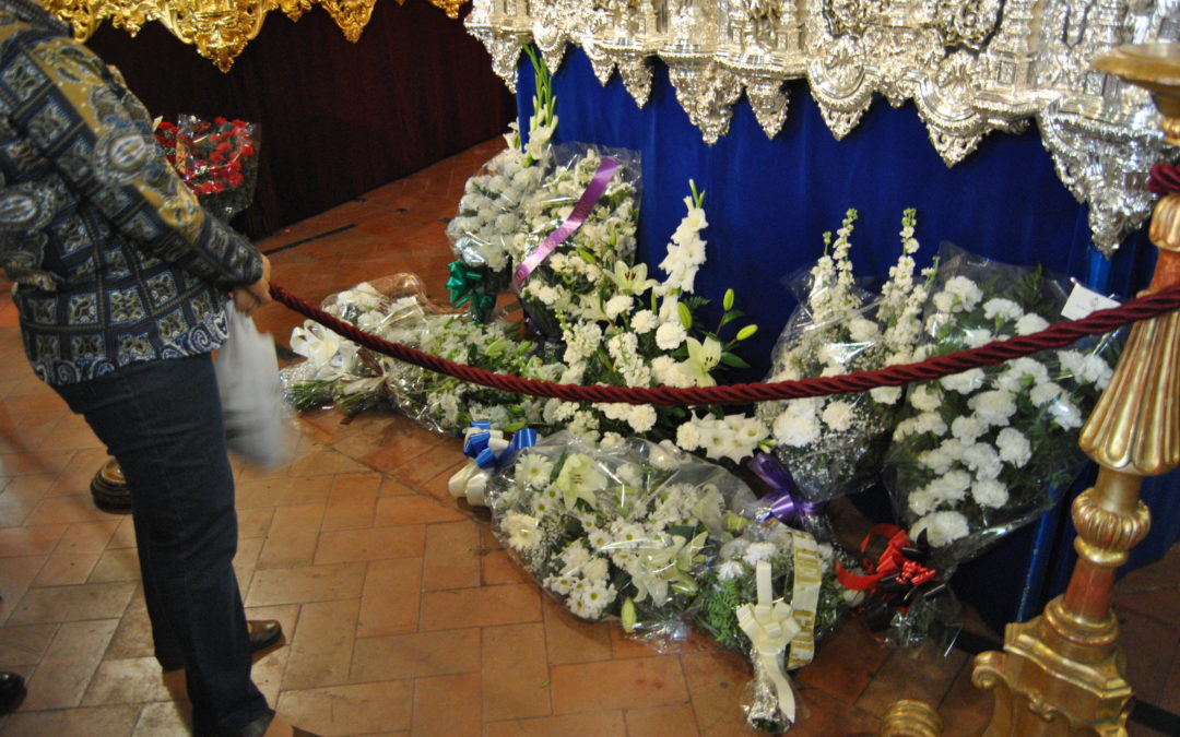 Información sobre el Sábado Santo y Domingo de Resurrección