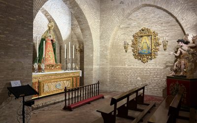 Ntra. Sra. de la Aurora regresa a su capilla en una nueva ubicación y con el altar remozado