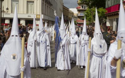 Información sobre el alquiler de túnicas de nazareno
