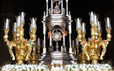 Triduo al Santísimo Sacramento y entrega de diplomas